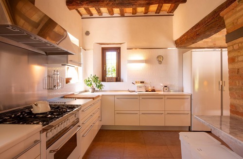 Ostra Villa | Villa 'Gelso' with Private Pool, Wi-Fi and Air Conditioning