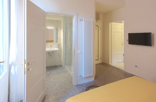Viareggio House | Villa Giulia BnB