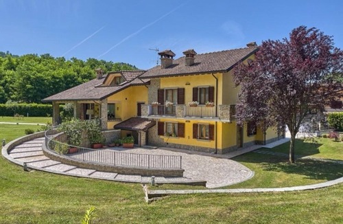 Gragnola Villa | Villa Giulia