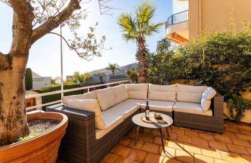 Villefranche-sur-Mer Apartment | VILLA HENRIETTA AP4070 by RIVIERA HOLIDAY HOMES