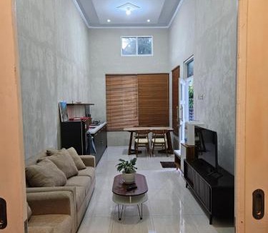 Temon Villa | Villa Hollandia