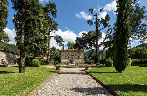 Vorno Villa | Villa in Capannori with 7 bedrooms sleeps 14