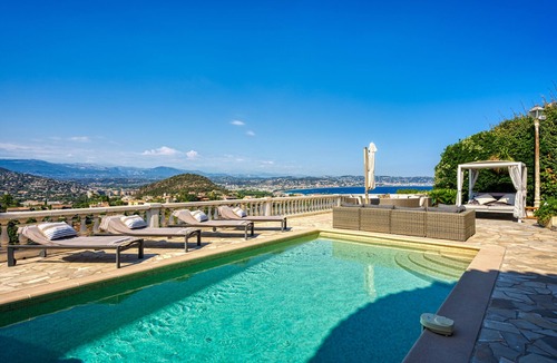 Theoule-sur-Mer Villa | Villa in fabulous THEOULE SUR MER with Stunning Sea views and The Bay of Cannes