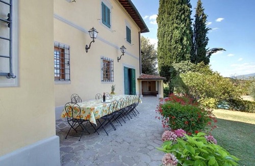 Ponte Agli Stolli Villa | Villa in Figline Valdarno with 4 bedrooms sleeps 10
