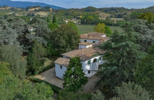 Reggello Villa | Villa in Florence with 9 bedrooms sleeps 18