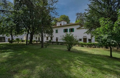 Reggello Villa | Villa in Florence with 9 bedrooms sleeps 18