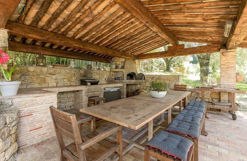 Mouans-Sartoux House | Villa in Mouans Sartoux town center on 30000m2 park