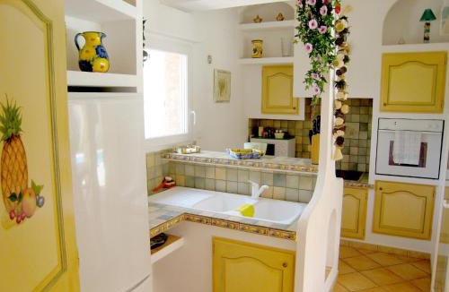 Saint-Paul-en-Foret Villa | Villa in Provence with Pool and Garden