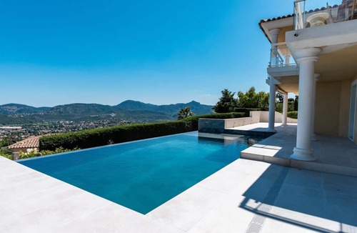 Les Termes Villa | Villa in the hills with pool