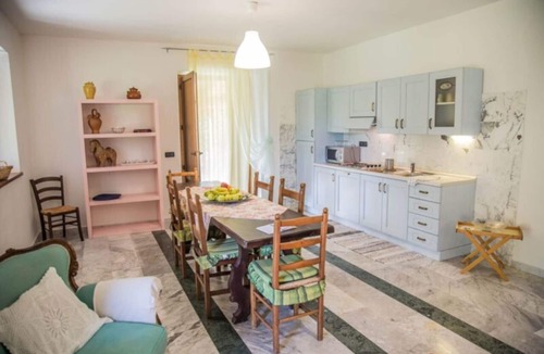 Casone Carpinelli House | Villa in Tuscany, Garfagnana. For 14 pax, parking, Wi-Fi and garden