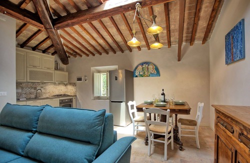Volterra Villa | Villa in Volterra with 2 bedrooms sleeps 8