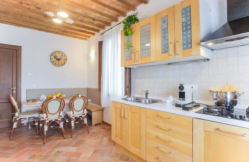 Vicopisano Villa | Villa/Independent home in Vicopisano with 4 bedrooms sleeps 8