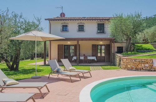 Vicopisano Villa | Villa/Independent home in Vicopisano with 2 bedrooms sleeps 6