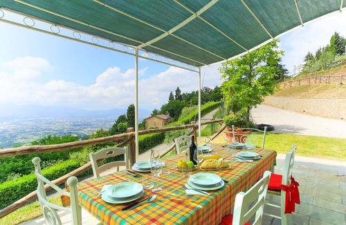 Petrognano Villa | Villa/Independent home in Lucca with 3 bedrooms sleeps 5