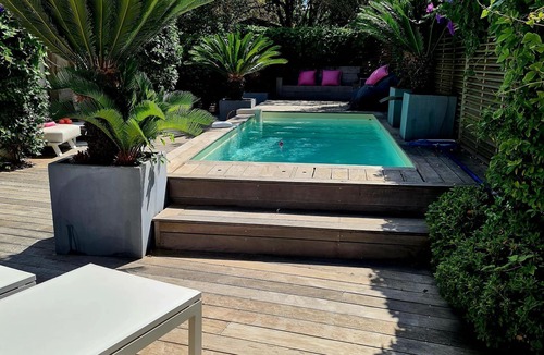 Saint-Tropez City Centre Villa | Villa Indie in the center of the village of St Tropez (heated swimming pool)