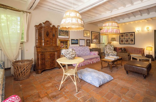 San Ginese Villa | Villa Isabo~Hills Delight, Lucca. Enchanting 5 bedroom Villa in Capannori, Italy
