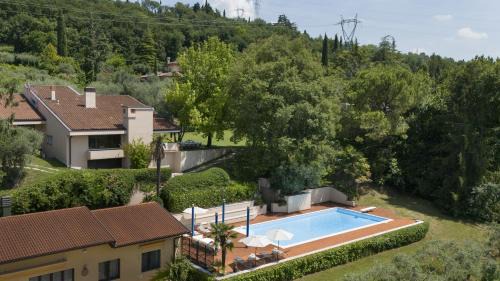 Bussolengo Villa | Villa Italiana with Private Pool