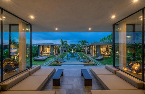 Tanjungbenoa Villa | Villa Janka - Brand New Luxurious 6BR Villa with A Huge Pool
