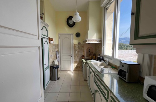 Nice House | Villa L'Oasis - A unique village house w/private garden !