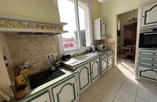 Nice House | Villa L'Oasis - A unique village house w/private garden !
