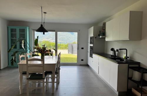 Colico House | Villa Lavinia a Colico