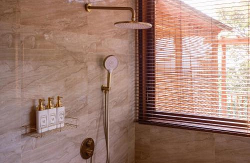 Amed Villa | Villa Layan Hillside Residency with views and infinity pool in Amed