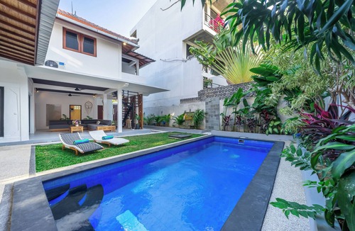 Nakula Villa | Villa Lebah Tranquil Paradise of 3 bedroom Heart of Seminyak