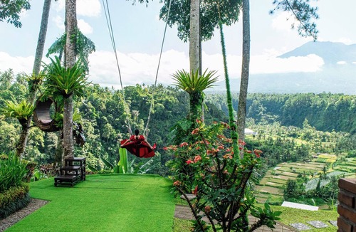 Menanga Villa | Villa lereng agung