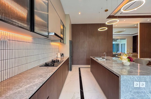 Dewi Sri Villa | Villa Louis Legian by Nagisa Bali
