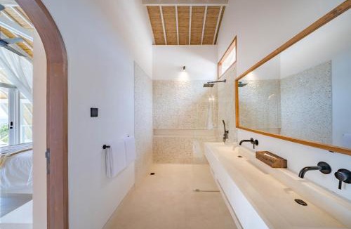Jungut Batu Villa | Villa Madu Dua