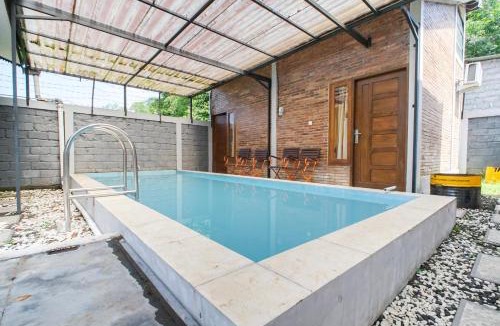Klaten Villa | Villa Maurine Prambanan