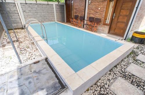 Klaten Villa | Villa Maurine Prambanan