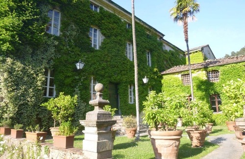 Vorno Villa | Villa Michaela, New Listing! Spacious Villa, exclusive venue with Pool, Chapel and Tennis courts