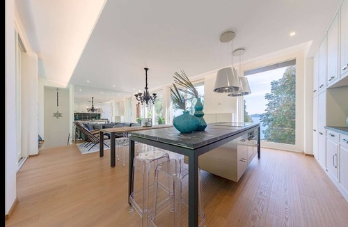 Monte Villa | VILLA MICHELLE - BEACH FRONT - AMAZING VIEW