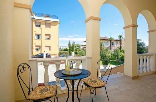 Desenzano del Garda Apartment | Villa Mimosa - Appartamento 1 - Happy Rentals