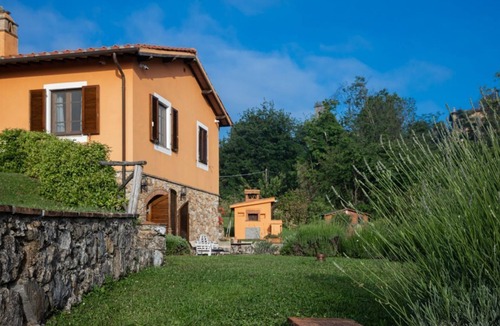 Santa Lucia Villa | Villa Miramare, with private swimming pool, near Versilia's beaches