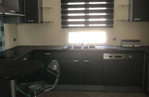 Cantaron Villa | Villa Mitoyenne Proche Nice Avec Piscine - 6 Pers