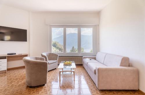 Bassanega Villa | Villa Natura Panoramic Lake Garda