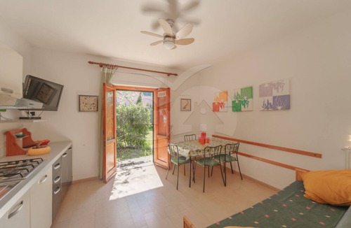 Marina di Campo Apartment | VILLA NELLA - VILLA NELLA BILO