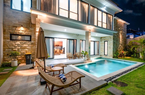 Nakula Villa | Villa Nia Gray 5Bedroom Seminyak