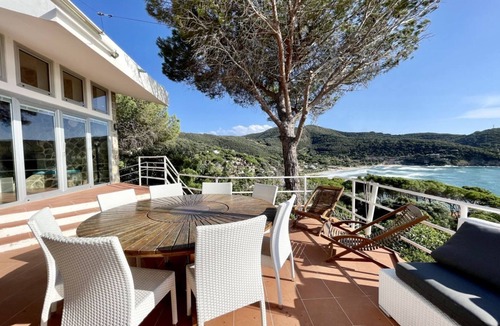 Scaglieri Villa | Villa Occhiata 200 m from the sea with a wonderful view of the gulf
