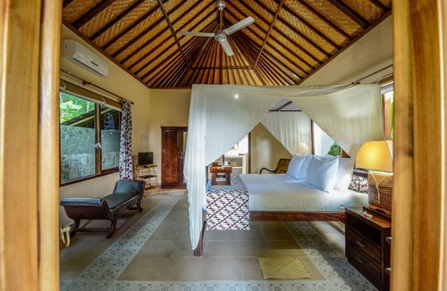 Jasri Resort | Villa Ombak a Private Villa Facing the Ocean.