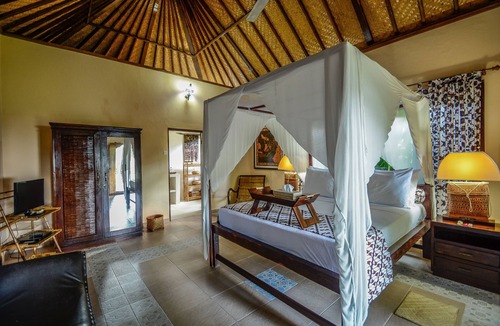 Jasri Resort | Villa Ombak a Private Villa Facing the Ocean.