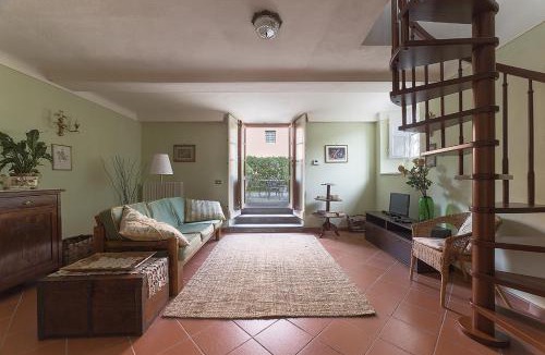 Vicopelago House | Villa Orsolini