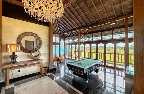 Beraban Villa | Villa Padi Harvest Palace Tanah Lot