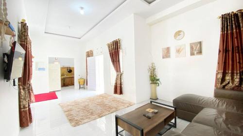 Bukittinggi Villa | Villa Palacios Syari'ah Bukittinggi