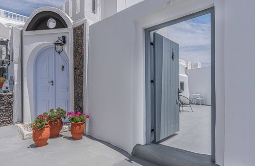 Karterados Apartment | Villa Paradeisos Deluxe Apartment in Karterados