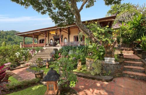 Kayu Putih Resort | Villa Patria