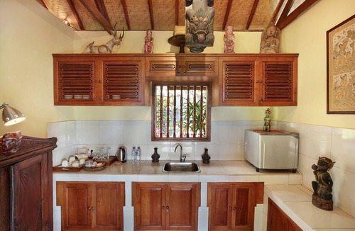Kayu Putih House | Villa Patria