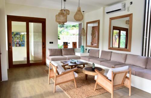 Lombok Villa | Villa Perrys 3BDR with Pool and Views